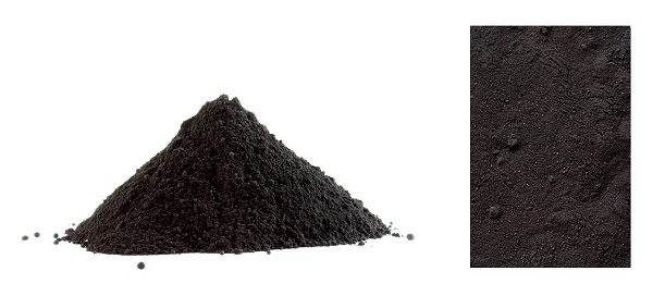 黒色酸化鉄（鉄黒）